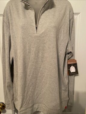 The American Outdoorsman Original Penguin Men's Light Gray Zip-Up Pullover